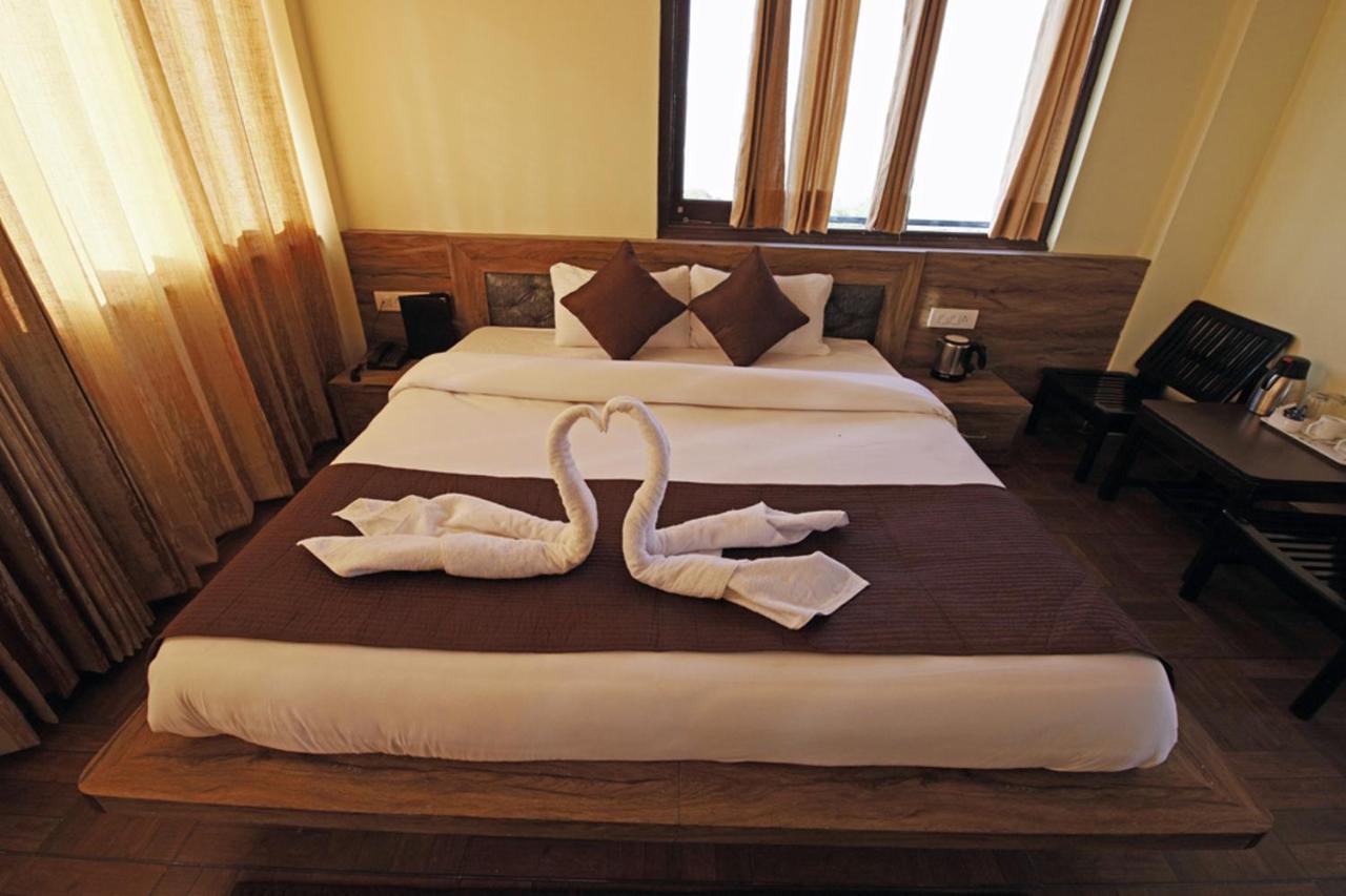 Harmony Blue Mcleodganj Hotel McLeod Ganj Buitenkant foto