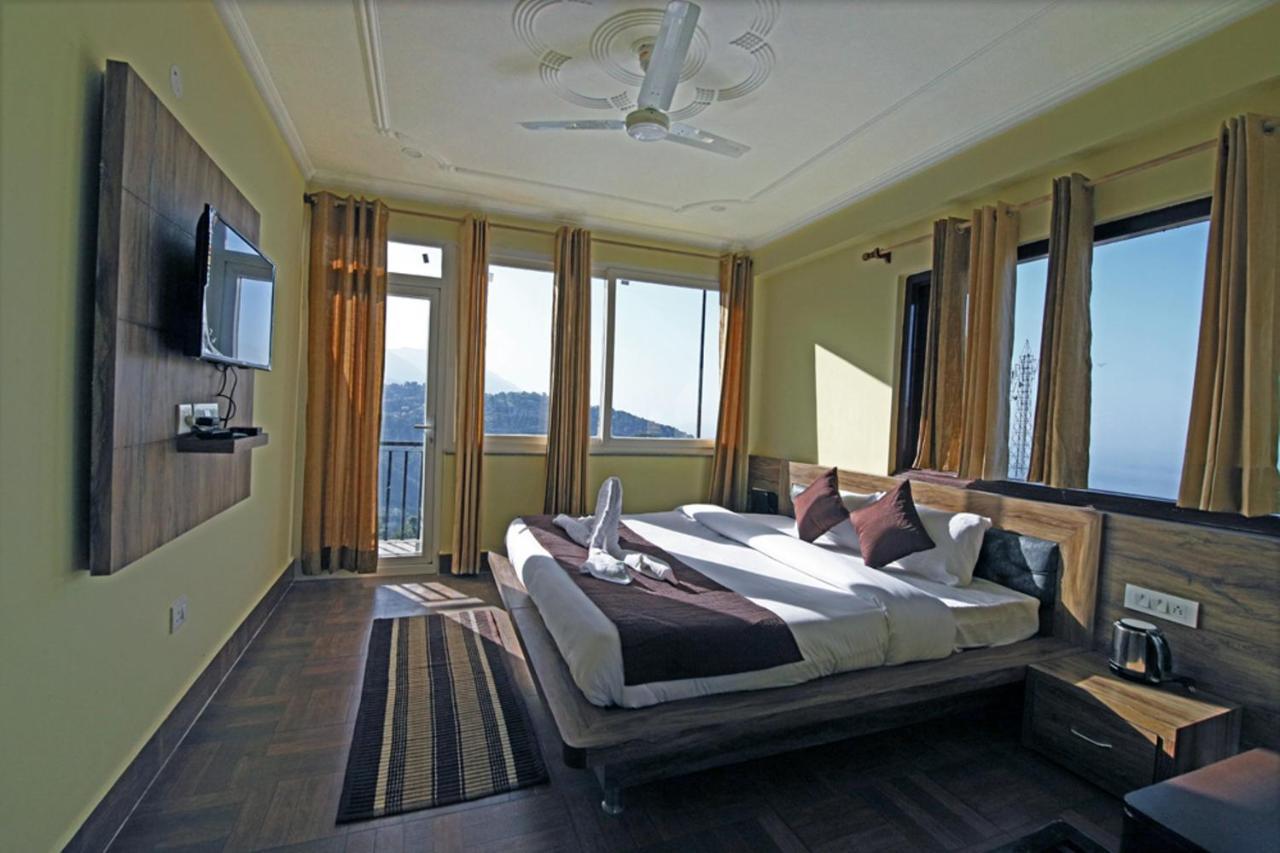 Harmony Blue Mcleodganj Hotel McLeod Ganj Buitenkant foto